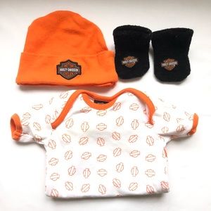 Harley-Davidson 0-3 socks, diaper shirt, hat set